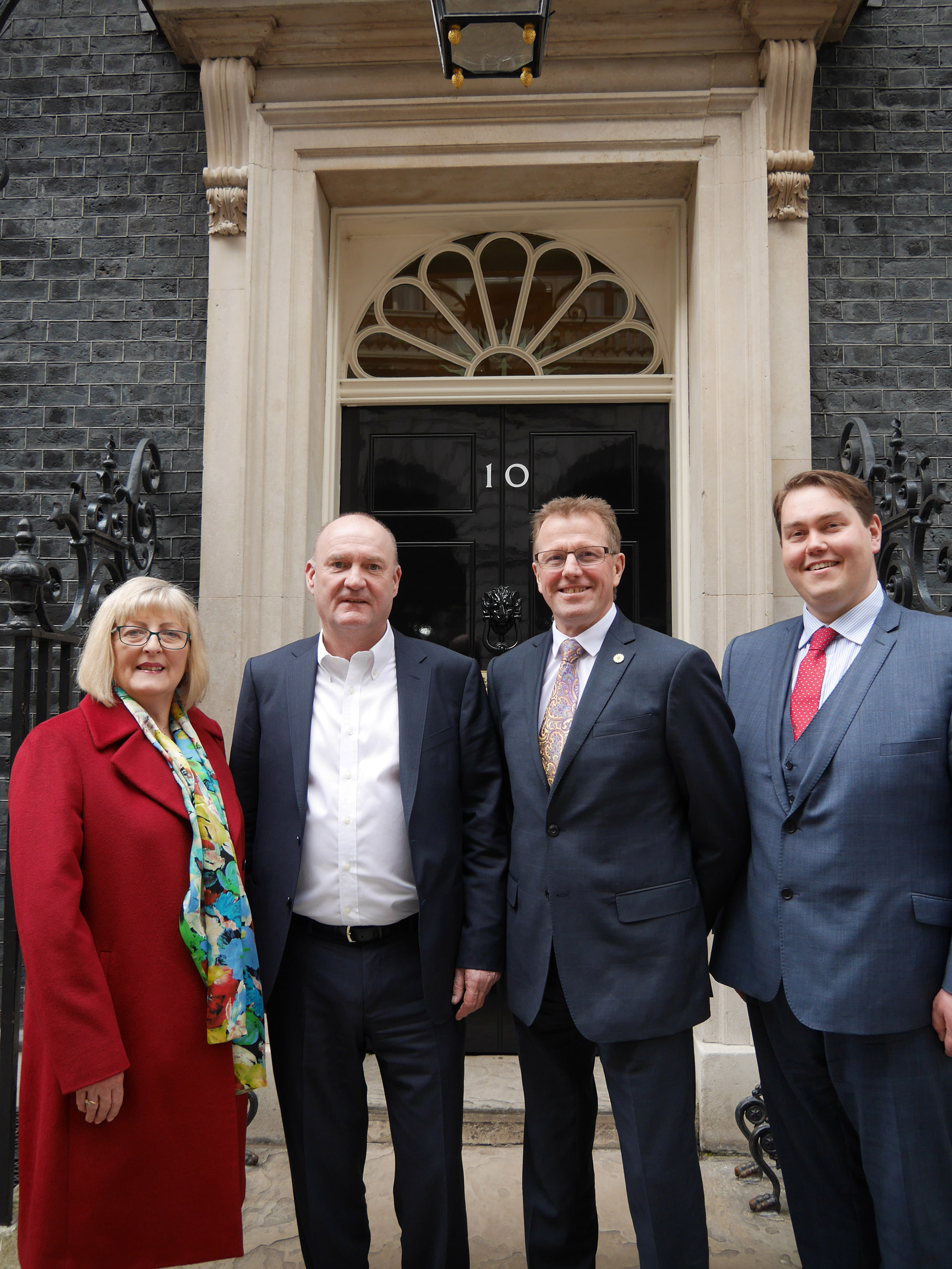 Kevin McLoughlin and Allan Montague K & M McLoughlin Decorating Ltd London MBA 2019 Outstanding contribution national winners 4